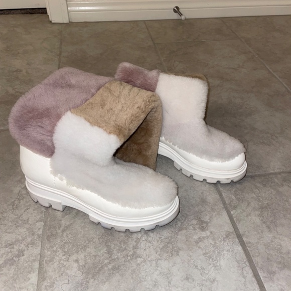 FREE PEOPLE Happy Thoughts  Color Block Shearling Boots Size 38/8 - Picture 4 of 13